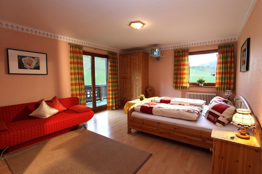 Gaestehaus Hoelzl Itter Room photo